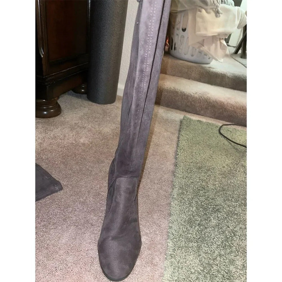 Generation Y Ocer the  Knee High Wedge Boots Gray Size 7.5 - Picture 9 of 10